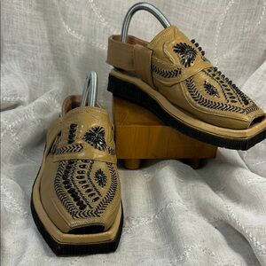 NWOT Handmade sling back sandals